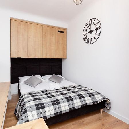 City Center Mezzanine Studio Chmielna By Noclegi Renters Warsaw Exterior photo